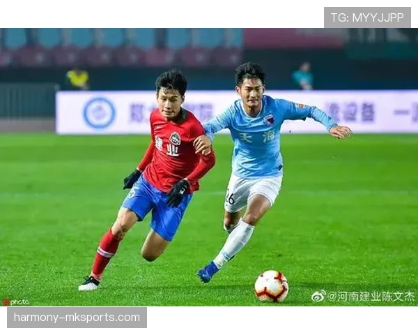 莱切定位球表现稳健,近期防守端效率持续提升 莱切定位球表现稳健,近期防守端效率持续提升