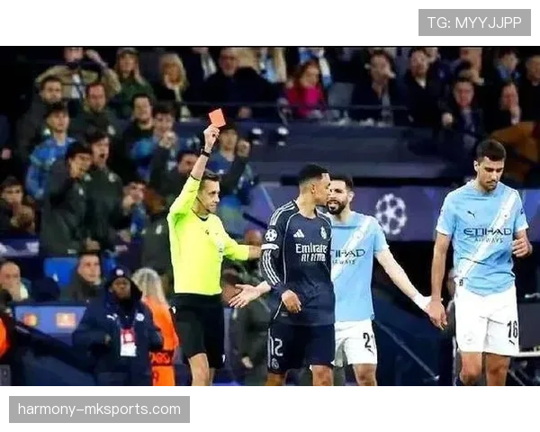 曼城控球优势难掩进攻困局，空间受限致节奏紊乱